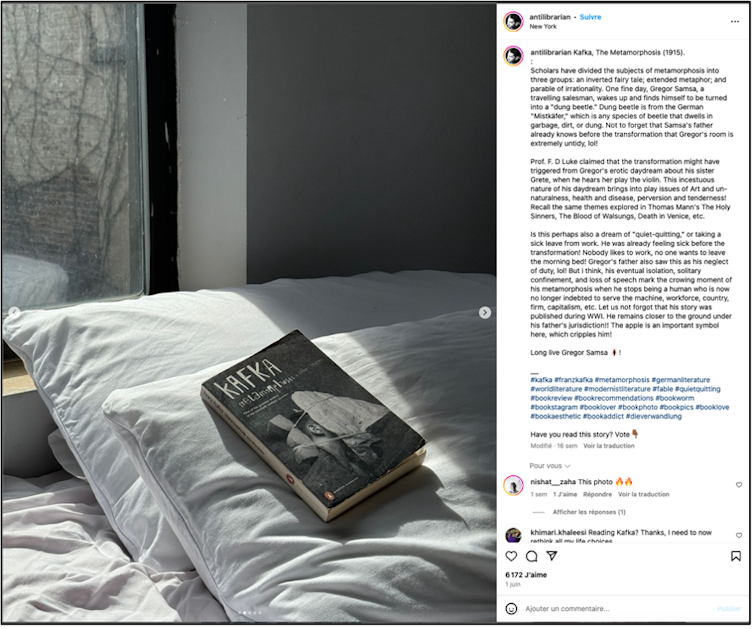 An Instagram post: a photo showing a Kafka book placed on a pillow; next to it, the influencer gives his opinion on the book and comments respond to him